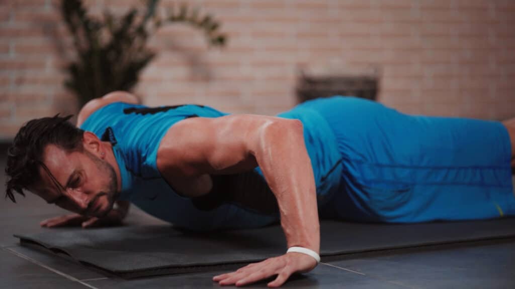 am_ch_23_archer_pushup.00_00_23_11.Still002