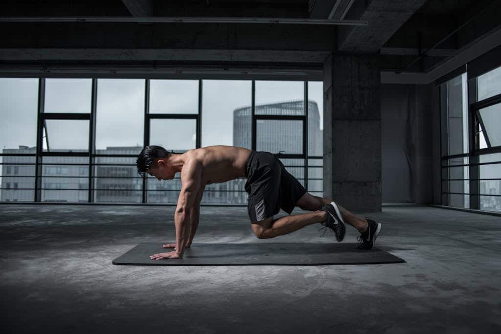 Photo by Li Sun Man Working Out