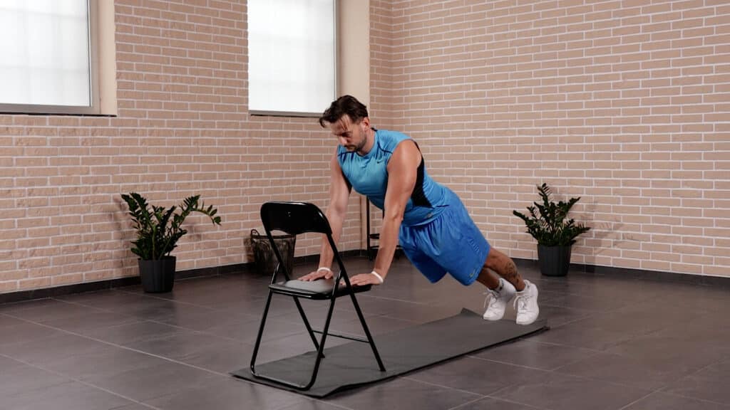 am_ch_18_incline_pushup.00_00_15_09.Still002