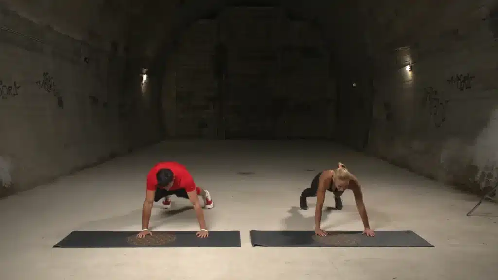 Plank walk to side 0-19 screenshot couple doing planks