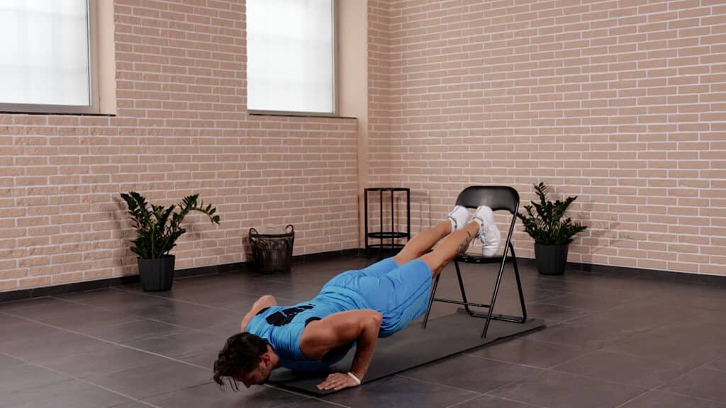 am_ch_19_decline_pushup.00_00_08_20.Still001